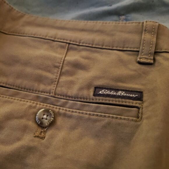 Eddie Bauer Men's Flex Chinos - Slim (34x30, Light Khaki) - Picture 4 of 9